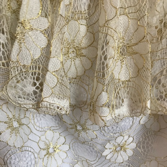 🔥Sale🔥Now available! Off the shoulder🌻tee - Picture 2 of 5